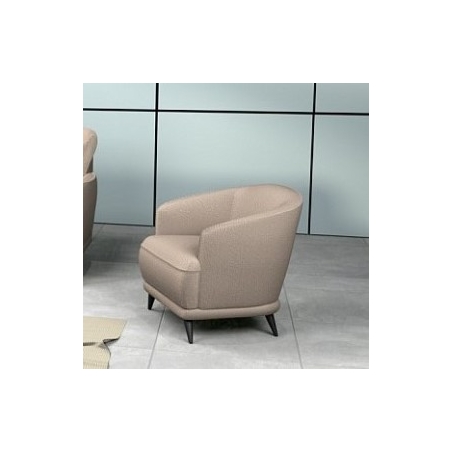 Giulia Canvani armchair