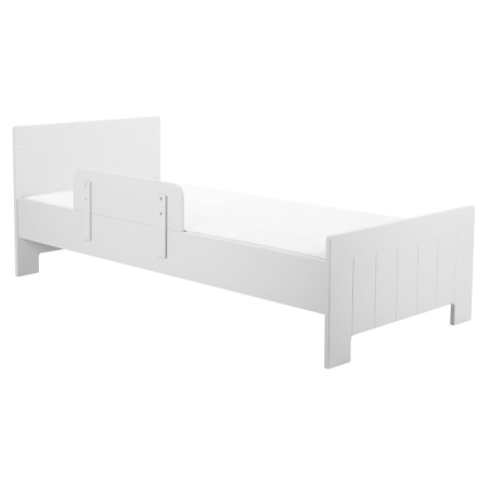 Pinio Furniture colours - White
