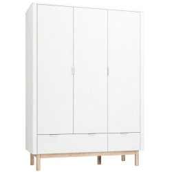 colour: White 