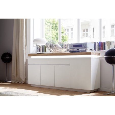 Romina dresser with 4 doors. 2 drawers MC Accent